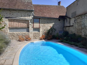 Hotels in Ousson-Sur-Loire